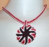 Collar rojo cafe y blanco adorno espiral